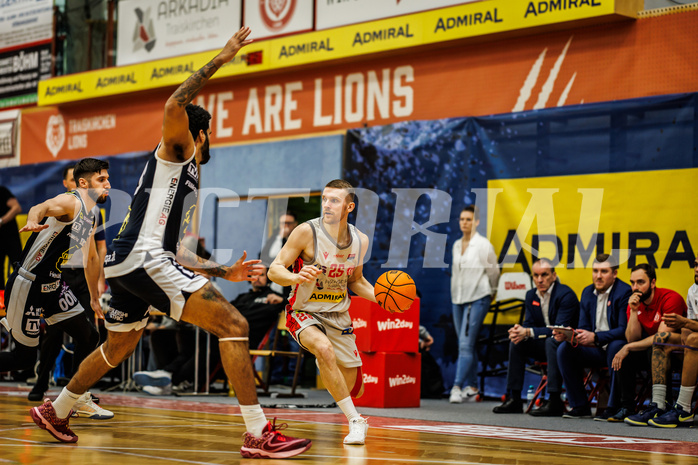 Basketball, win2day Basketball Superliga 2023/24, 4.Plazierungsrunde, Traiskirchen Lions, Gmunden Swans, Edgars Lasenbergs (25)