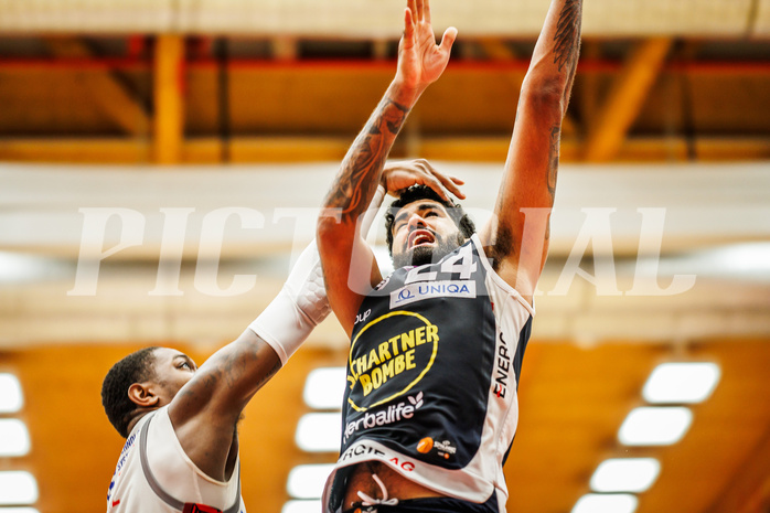 Basketball, win2day Basketball Superliga 2023/24, 4.Plazierungsrunde, Traiskirchen Lions, Gmunden Swans, Trey Alex Moses (24)