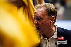 Basketball, win2day Basketball Superliga 2023/24, 4.Plazierungsrunde, Traiskirchen Lions, Gmunden Swans, Anton Mirolybov (Head Coach)