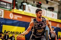 Basketball, win2day Basketball Superliga 2023/24, 4.Plazierungsrunde, Traiskirchen Lions, Gmunden Swans, Toni Blazan (10)