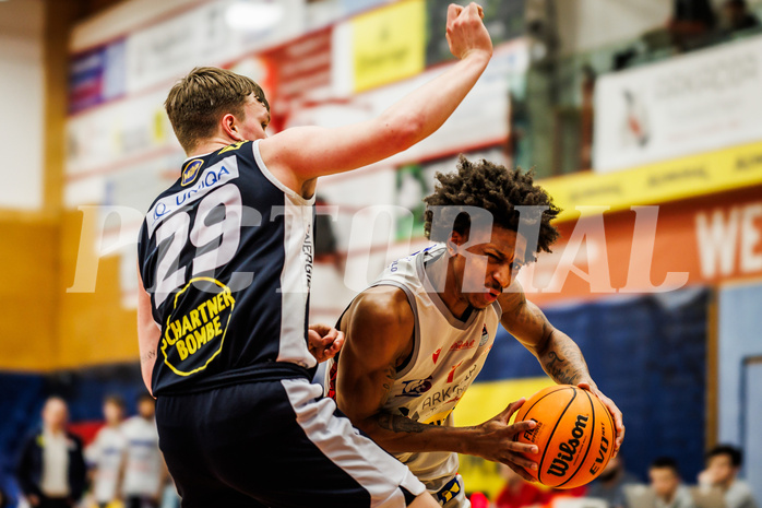 Basketball, win2day Basketball Superliga 2023/24, 4.Plazierungsrunde, Traiskirchen Lions, Gmunden Swans, Demarcus Demonia (4)