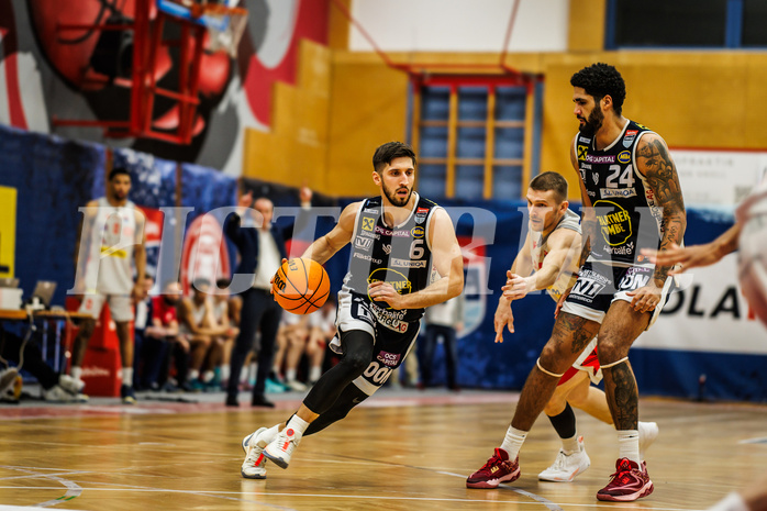 Basketball, win2day Basketball Superliga 2023/24, 4.Plazierungsrunde, Traiskirchen Lions, Gmunden Swans, Daniel Friedrich (6)