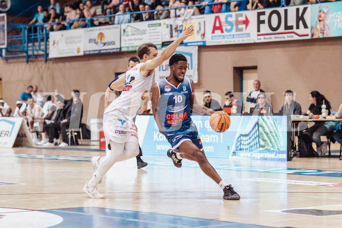 Basketball, Basketball Superliga 2023/24 , Qualifikationsrunde 4, Oberwart Gunners, BBC Nord Dragonz, Jonathan Knessl (12), Austen Awosika (10)