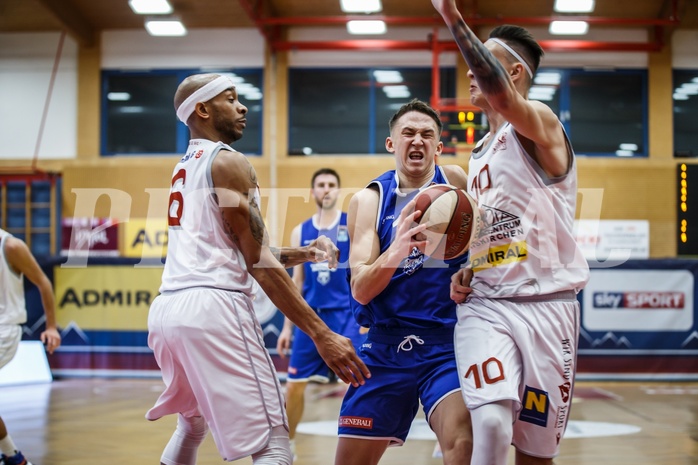 Basketball, Admiral Basketball Superliga 2019/20, Grunddurchgang 7.Runde, Traiskirchen Lions, DC Timberwolves, Lukas Reichle (13)