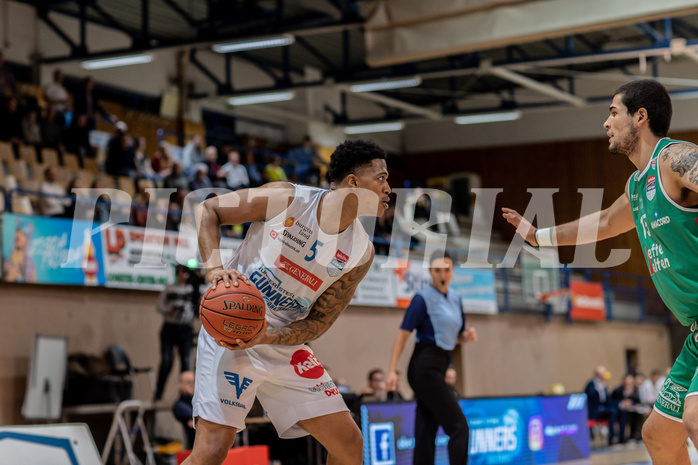 Basketball, Basketball Superliga 2022/23, Grunddurchgang Runde 21 , Oberwart Gunners, Kapfenberg Bulls, Rob Howard (5), Brad Greene (15)