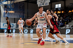 Basketball, Basketball Superliga 2022/23, Platzierungsrunde 3, Oberwart Gunners, BC Vienna, Brock Gardner (10), Enis Murati (44)