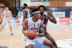 Basketball, Basketball Superliga 2022/23, Viertelfinale Spiel 1, Oberwart Gunners, Klosterneuburg Dukes, Rob Howard (5), Kevin Bracy-Davis (0)
