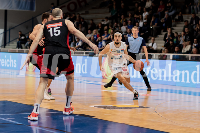 Basketball, Basketball Superliga 2022/23, Platzierungsrunde 3, Oberwart Gunners, BC Vienna, Nemanja Milosevic (15), Derek Hanes (14)