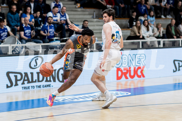 Basketball, Basketball Superliga 2022/23, Platzierungsrunde 10, Oberwart Gunners, Klosterneuburg Dukes, Kevin Bracy-Davis (0), John Joseph Rauch (11)