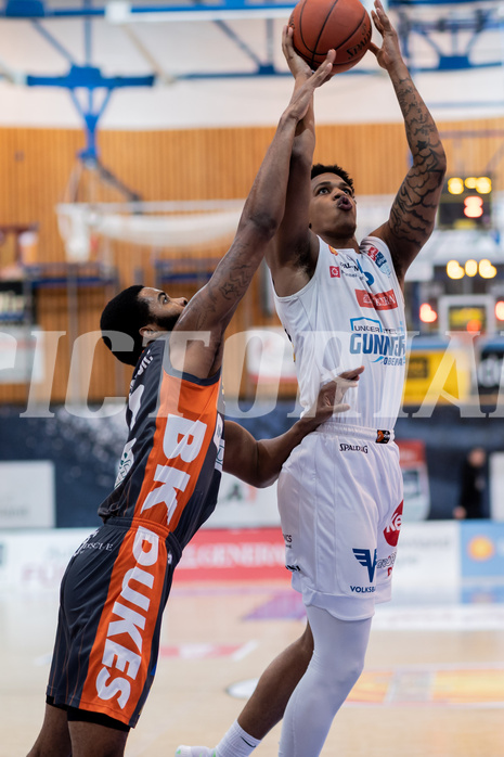 Basketball, Basketball Superliga 2022/23, Viertelfinale Spiel 3, Oberwart Gunners, Klosterneuburg Dukes, Arnold Fripp (3), Rob Howard (5)