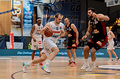 Basketball, Basketball Superliga 2022/23, Platzierungsrunde 3, Oberwart Gunners, BC Vienna, Renato Poljak (16), Jozo Rados (3)
