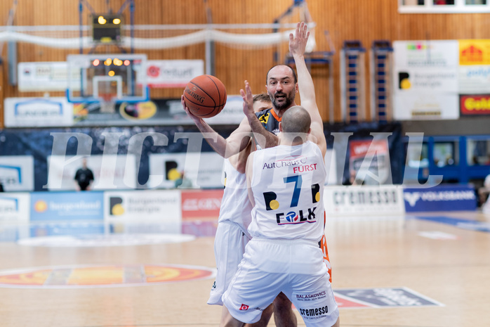 Basketball, Basketball Superliga 2022/23, Viertelfinale Spiel 3, Oberwart Gunners, Klosterneuburg Dukes, Jonathan Knessl (12), Predrag Miletic (8), Sebastian K