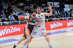 Basketball, Basketball Superliga 2022/23, Viertelfinale Spiel 3, Oberwart Gunners, Klosterneuburg Dukes, Jakob Wonisch (17), Renato Poljak (16)