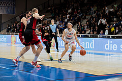 Basketball, Basketball Superliga 2022/23, Platzierungsrunde 3, Oberwart Gunners, BC Vienna, Nemanja Milosevic (15), Jahenns Manigat (21), Derek Hanes (14)