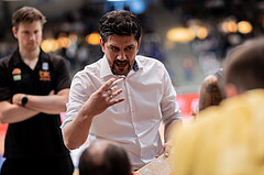 Basketball, Basketball Superliga 2022/23, Viertelfinale Spiel 1, Oberwart Gunners, Klosterneuburg Dukes, Damit Zeleznik (Coach)