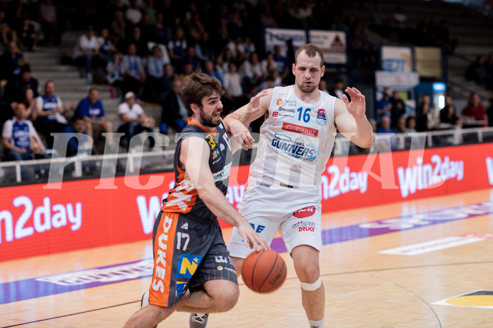Basketball, Basketball Superliga 2022/23, Viertelfinale Spiel 3, Oberwart Gunners, Klosterneuburg Dukes, Jakob Wonisch (17), Renato Poljak (16)