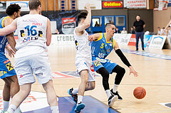 Basketball, Basketball Superliga 2022/23, Grunddurchgang Runde 20 , Oberwart Gunners, Flyers Wels, Renato Poljak (16), Philip Jalapoor (5)