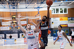 Basketball, Basketball Superliga 2022/23, Viertelfinale Spiel 3, Oberwart Gunners, Klosterneuburg Dukes, Renato Poljak (16), Kevin Bracy-Davis (0), Rob Howard (5)