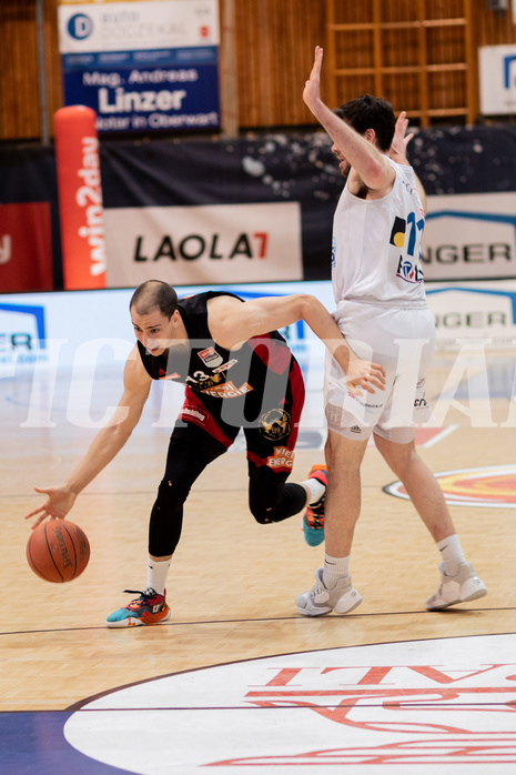 Basketball, Basketball Superliga 2022/23, Platzierungsrunde 3, Oberwart Gunners, BC Vienna, Stefan Savic (13), John Joseph Rauch (11)