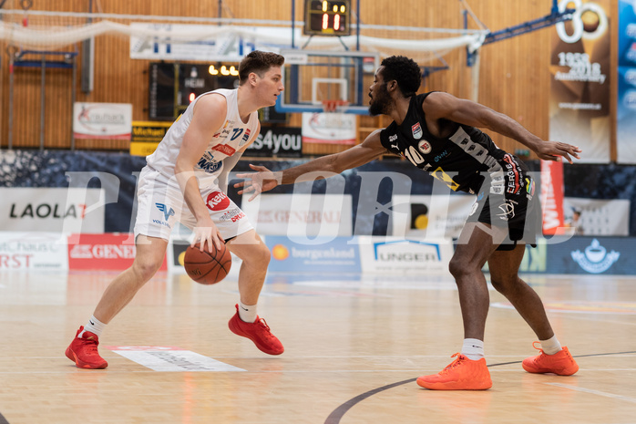 Basketball, Basketball Superliga 2022/23, Platzierungsrunde 5, Oberwart Gunners, Flyers Wels, Brock Gardner (10), Austen Awosika (10)