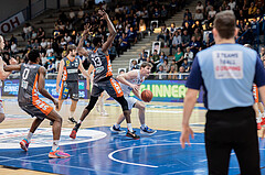 Basketball, Basketball Superliga 2022/23, Viertelfinale Spiel 1, Oberwart Gunners, Klosterneuburg Dukes, Kevin Bracy-Davis (0), Jakob Wonisch (17), Joshua Nurse (13), Brock Gardner (10)