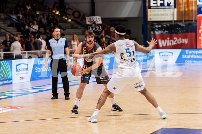 Basketball, Basketball Superliga 2022/23, Viertelfinale Spiel 1, Oberwart Gunners, Klosterneuburg Dukes, Jakob Wonisch (17), Rob Howard (5)