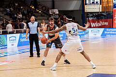 Basketball, Basketball Superliga 2022/23, Viertelfinale Spiel 1, Oberwart Gunners, Klosterneuburg Dukes, Jakob Wonisch (17), Rob Howard (5)