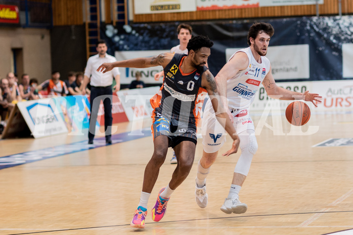 Basketball, Basketball Superliga 2022/23, Viertelfinale Spiel 1, Oberwart Gunners, Klosterneuburg Dukes, Kevin Bracy-Davis (0), John Joseph Rauch (11)