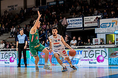 Basketball, Basketball Superliga 2022/23, Grunddurchgang Runde 21 , Oberwart Gunners, Kapfenberg Bulls, Sean Flood (1), Derek Hanes (14)