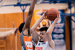Basketball, Basketball Superliga 2022/23, Viertelfinale Spiel 3, Oberwart Gunners, Klosterneuburg Dukes, Kevin Bracy-Davis (0), Derek Hanes (14)