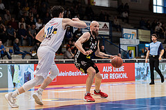 Basketball, Basketball Superliga 2022/23, Platzierungsrunde 5, Oberwart Gunners, Flyers Wels, John Joseph Rauch (11), Christian von Fintel (27)