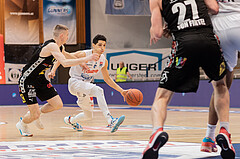 Basketball, Basketball Superliga 2022/23, Platzierungsrunde 5, Oberwart Gunners, Flyers Wels, Gavrilo Tepic (4), Derek Hanes (14)