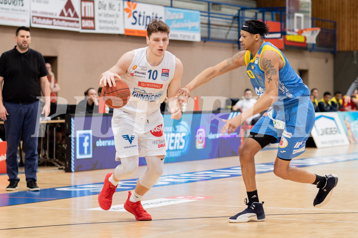 Basketball, Basketball Superliga 2022/23, Grunddurchgang Runde 20 , Oberwart Gunners, Flyers Wels, Brock Gardner (10), Chris Ferguson (20)