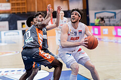 Basketball, Basketball Superliga 2022/23, Viertelfinale Spiel 3, Oberwart Gunners, Klosterneuburg Dukes, Kevin Bracy-Davis (0), John Joseph Rauch (11)