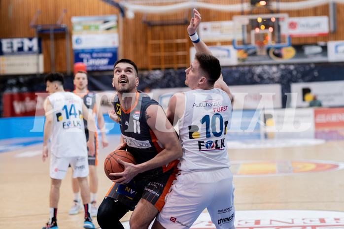 Basketball, Basketball Superliga 2022/23, Viertelfinale Spiel 3, Oberwart Gunners, Klosterneuburg Dukes, Benjamin Blazevic (11), Brock Gardner (10)