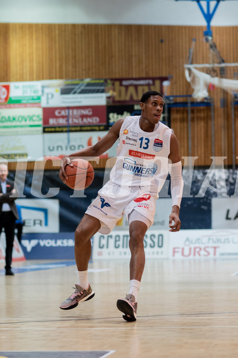 Basketball, Basketball Superliga 2022/23, Grunddurchgang Runde 20 , Oberwart Gunners, Flyers Wels, Shaquille Walters 13)