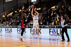 Basketball, Basketball Superliga 2022/23, Platzierungsrunde 3, Oberwart Gunners, BC Vienna, John Joseph Rauch (11), Jahenns Manigat (21)