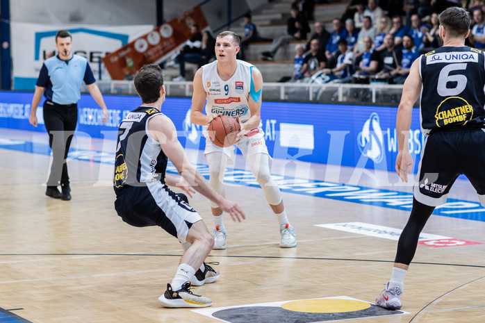 Basketball, Basketball Superliga 2022/23, 1. Platzierungsrunde, Oberwart Gunners, Gmunden Swans, Benedikt G