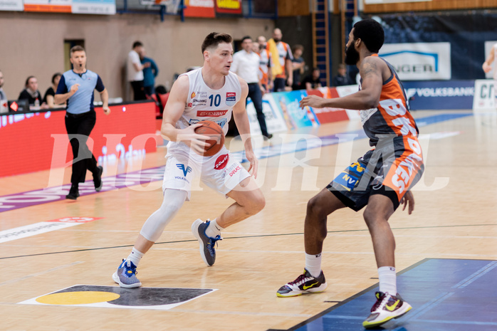 Basketball, Basketball Superliga 2022/23, Viertelfinale Spiel 3, Oberwart Gunners, Klosterneuburg Dukes, Brock Gardner (10), Arnold Fripp (3)