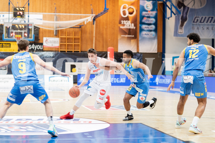 Basketball, Basketball Superliga 2022/23, Grunddurchgang Runde 20 , Oberwart Gunners, Flyers Wels, Roman Jagsch (9), Brock Gardner (10), Mike Holton (14), Rashaan Gyulain Mbemba (12)