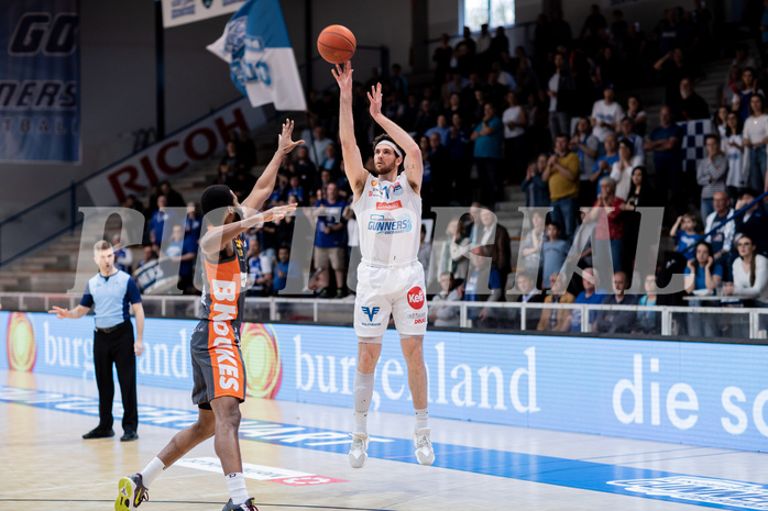 Basketball, Basketball Superliga 2022/23, Viertelfinale Spiel 3, Oberwart Gunners, Klosterneuburg Dukes, Arnold Fripp (3), John Joseph Rauch (11)