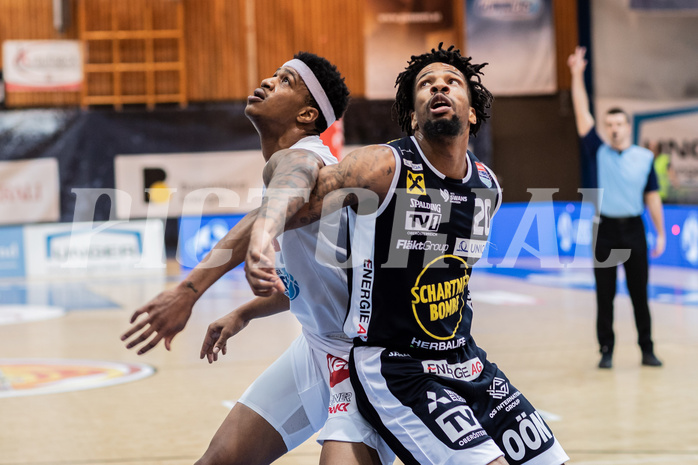 Basketball, Basketball Superliga 2022/23, 1. Platzierungsrunde, Oberwart Gunners, Gmunden Swans, Rob Howard (5), Urald King (20)