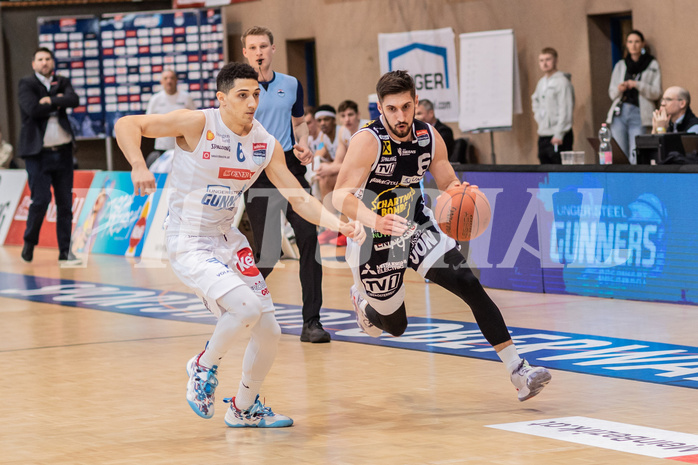 Basketball, Basketball Superliga 2022/23, 1. Platzierungsrunde, Oberwart Gunners, Gmunden Swans, Magdy Aboud-Ahmed(6), Daniel Friedrich (6)