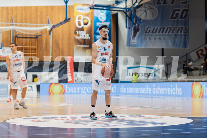 Basketball, Basketball Superliga 2022/23, Platzierungsrunde 5, Oberwart Gunners, Flyers Wels, Derek Hanes (14)