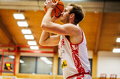 Basketball, win2day Basketball Superliga 2024/25, Grunddurchgang 18.Runde, Traiskirchen Lions, UBSC Graz, Ryan Moffat (4)