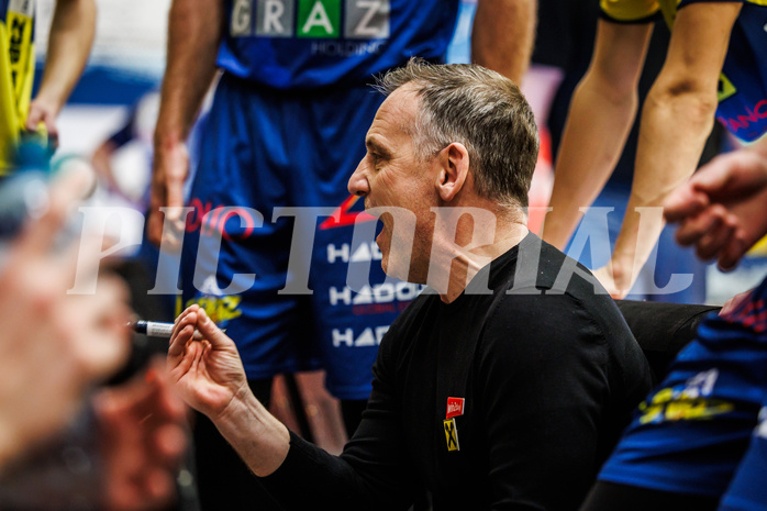 Basketball, win2day Basketball Superliga 2024/25, Grunddurchgang 18.Runde, Traiskirchen Lions, UBSC Graz, Ervin Dragsic (Head Coach)