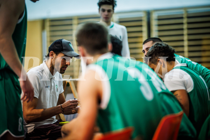 Basketball, Basketball Zweite Liga 2024/25, Grunddurchgang 16.Runde, UDW Alligators, KOS Celovec, Dalibor Cevriz (Head Coach)