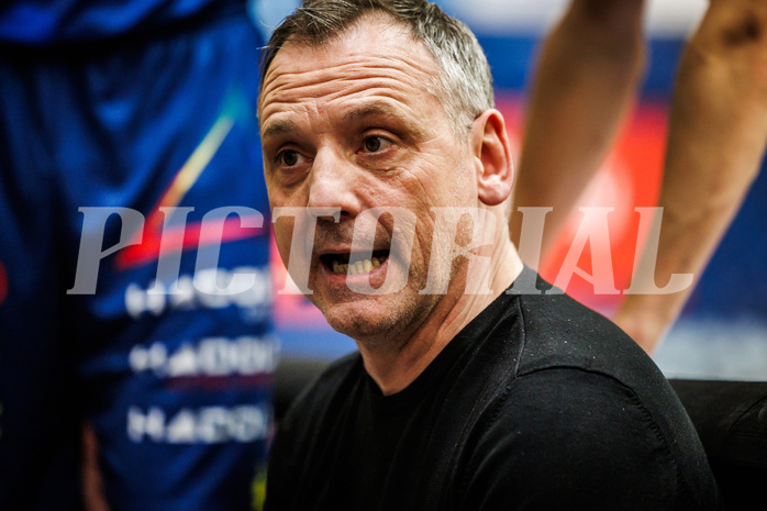 Basketball, win2day Basketball Superliga 2024/25, Grunddurchgang 18.Runde, Traiskirchen Lions, UBSC Graz, Ervin Dragsic (Head Coach)