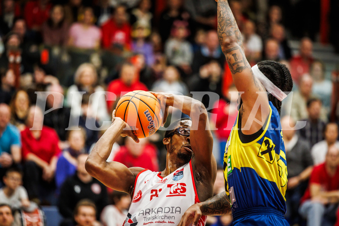 Basketball, win2day Basketball Superliga 2024/25, Grunddurchgang 18.Runde, Traiskirchen Lions, UBSC Graz, Nelson Haskin (21)
