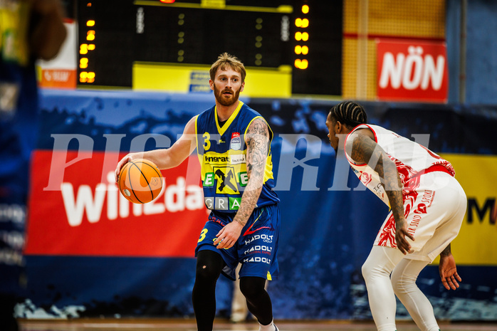 Basketball, win2day Basketball Superliga 2024/25, Grunddurchgang 18.Runde, Traiskirchen Lions, UBSC Graz, Cooper Robb (3)